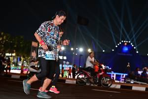 BIB: 162
                            <button type="button" onclick="openModal(15317822)" class="btn btn-primary btn-sm float-right btn-popup" data-toggle="modal" data-target=".modal-high-quality">
                        <i class="fas fa-shopping-cart"></i> Add to Cart
                    </button>
                                            <button type="button" onclick="isThisMe(15317822, true)" class="btn btn-success btn-sm float-right btn-popup btn-isme hidden" data-toggle="tooltip" data-placement="bottom" title="นี่คือรูปของคุณใช่ไหม คลิกที่นี่เพื่อเอาเข้าอัลบั้ม">
                        <i class="fas fa-plus"></i> Add to album
                    </button>
                    <button type="button" onclick="isThisMe(15317822, false)" class="btn btn-warning btn-sm float-right btn-popup btn-isnotme hidden">
                        <i class="fas fa-ban"></i> Remove from album
                    </button>